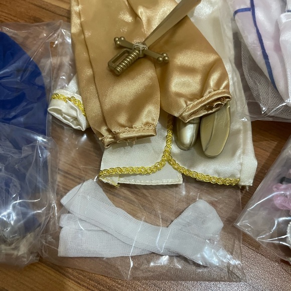 Princess and the pauper clothes set - Picture 6 of 10